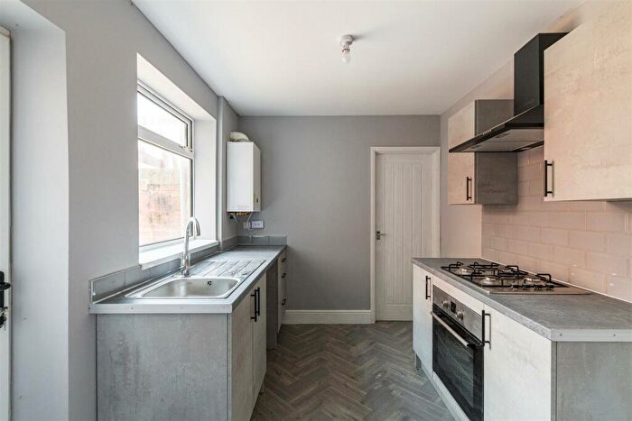 2 Bedroom Flat To Rent In Silkeys Lane, North Shields, Tyne And Wear, NE29