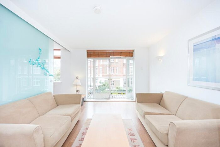 2 Bedroom Apartment To Rent In Myddelton Passage London, EC1R