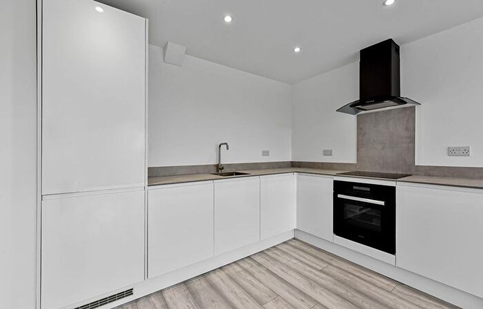 1 Bedroom Flat To Rent In Marlborough Road, Park View, ME7