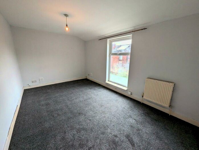 1 Bedroom Flat To Rent In Nantwich Rd, Crewe, CW2