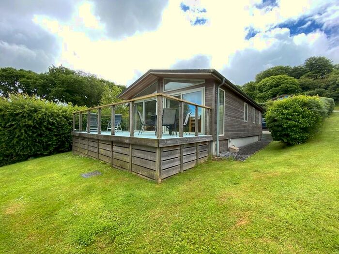 2 Bedroom Chalet For Sale In Moor View Park, Nr Modbury, PL21