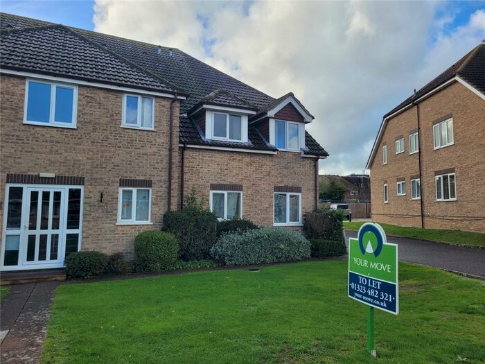 2 Bedroom Flat To Rent In Honeycrag Close, Polegate, East Sussex, BN26