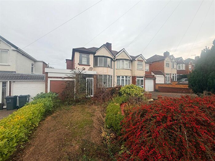 3 Bedroom Semi-Detached House For Sale In Mardon Road, Birmingham, B26