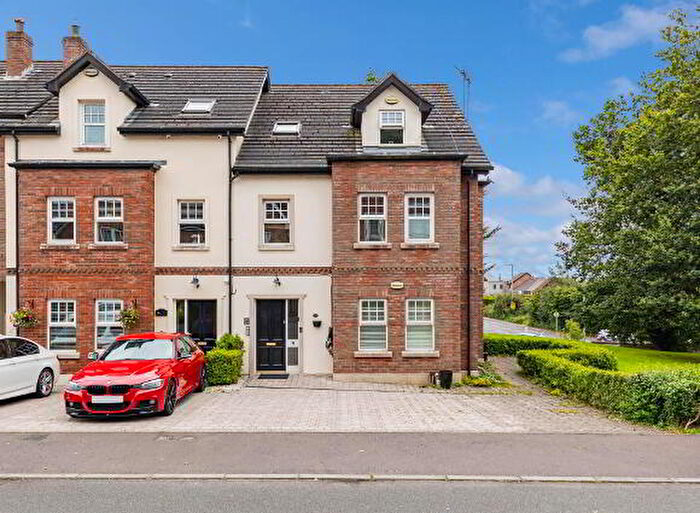 4 Bedroom Duplex Apartments For Sale In Linen Mews, Lisburn, BT28