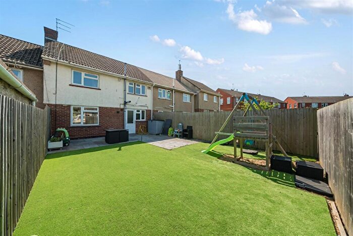 3 Bedroom Terraced House For Sale In Caernarvon Road, Keynsham, Bristol, BS31