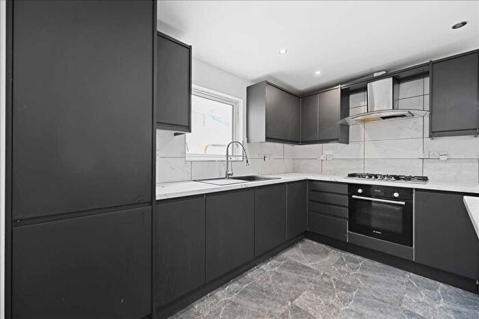 3 Bedroom Terraced House To Rent In Lancing Road, Croydon, CR0