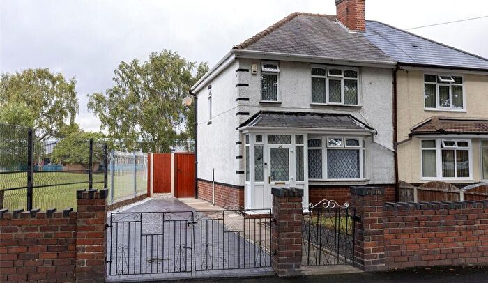 3 Bedroom Semi Detached House For Sale In Manor Road, Tipton, West Midlands, DY4