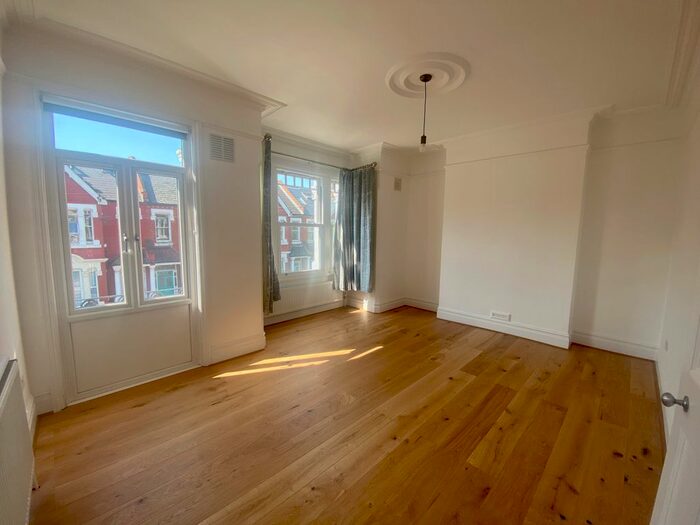 4 Bedroom End Of Terrace House To Rent In Stapleton Road, London, SW17