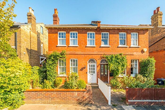 3 Bedroom Semi-Detached House For Sale In Church Gardens, Ealing, W5