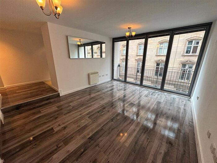1 Bedroom Apartment To Rent In Aytoun Street, Manchester, Greater Manchester, M1