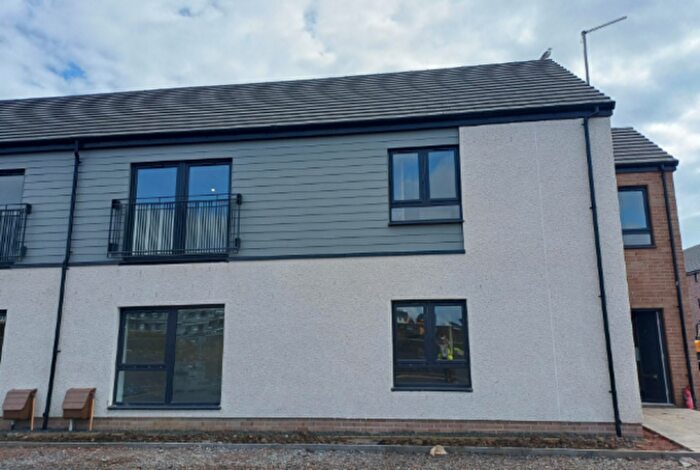 2 Bedroom Flat To Rent In Pearson Drive, Edinburgh, EH12