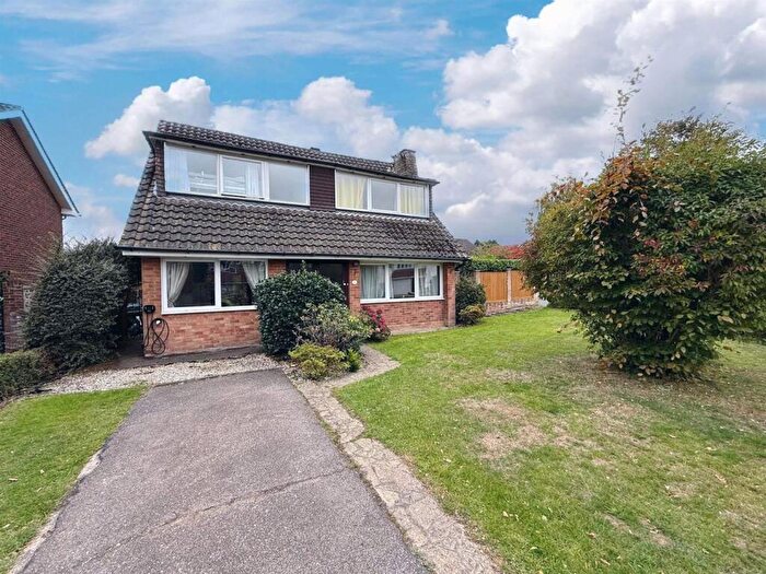 4 Bedroom Detached House For Sale In Janmead, Hutton, Brentwood, CM13