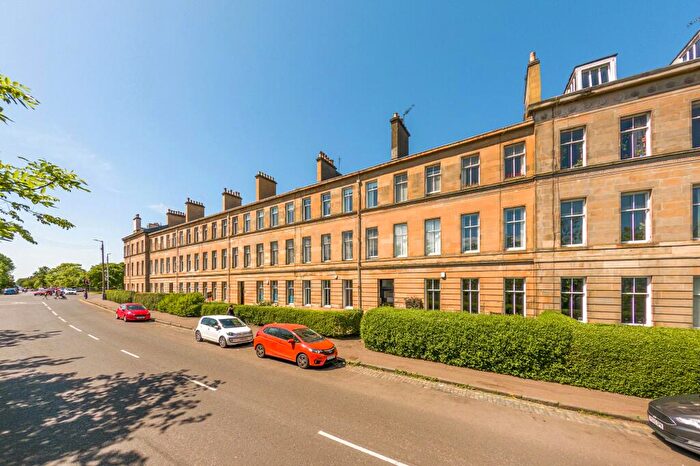 2 Bedroom Apartment For Sale In Darnley Street, Pollokshields, Glasgow, G41