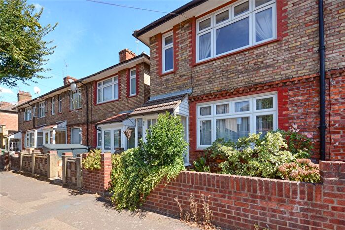 2 Bedroom End Of Terrace House For Sale In Wellesley Road, Walthamstow, London, E17