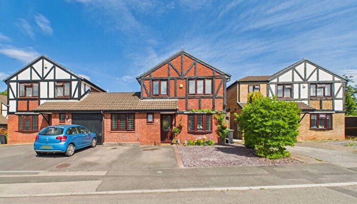 4 Bedroom Detached House For Sale In Hampden Close, Yate, Bristol, BS37