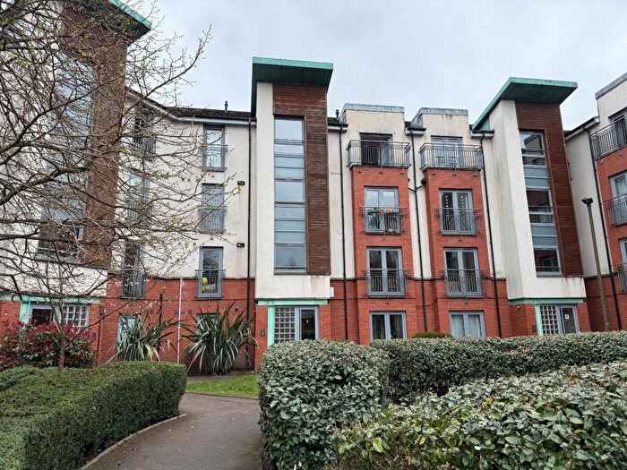 2 Bedroom Flat To Rent In Tytler Court, Edinburgh, Midlothian, EH8