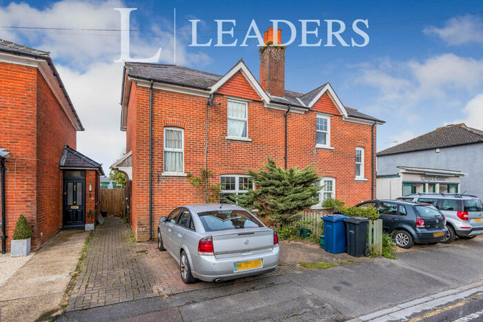 3 Bedroom Semi-Detached House To Rent In Farncombe, Godalming, GU7