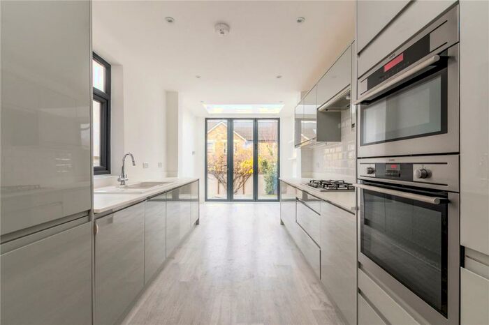 4 Bedroom Semi-Detached House To Rent In Heber Road, East Dulwich, London, SE22