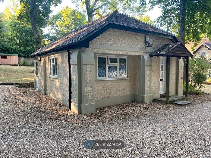 1 Bedroom Maisonette To Rent In Arrowsmith Rd, Wimborne, BH21