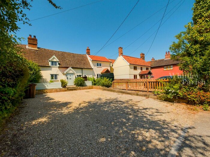 2 Bedroom Cottage For Sale In The Green, North Lopham, Diss, IP22