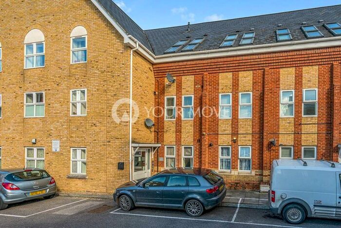 1 Bedroom Flat To Rent In Trafalgar Street, Gillingham, Kent, ME7