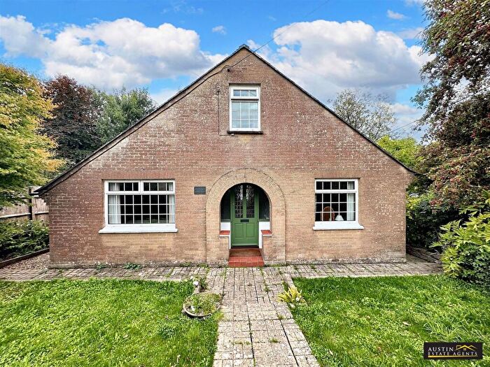 3 Bedroom Detached House For Sale In Chapel Lane, Osmington, Weymouth, Dorset, DT3