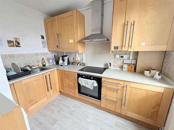 Studio To Rent In Fellows Road, London, NW3