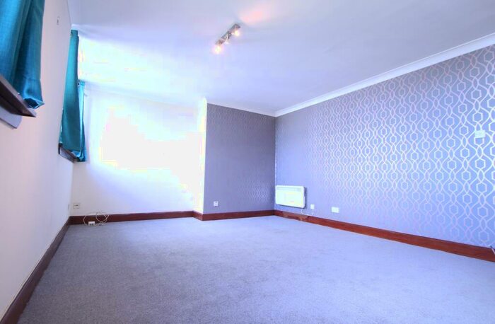 2 Bedroom Apartment To Rent In /, St. Georges Road, Glasgow, G3