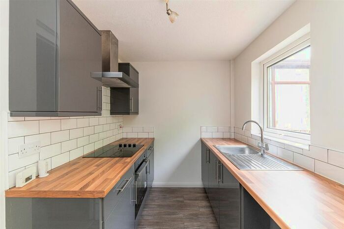 2 Bedroom Terraced House To Rent In Hawthorn Drive, Gateshead, Tyne And Wear, NE11