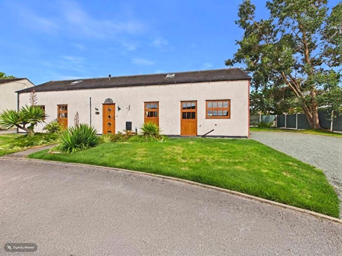 2 Bedroom Barn Conversion For Sale In Lakesedge, Stone, ST15