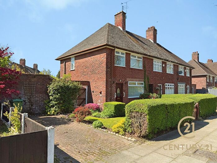 3 Bedroom End Of Terrace House For Sale In Whitney Road, Woolton, Liverpool, L25