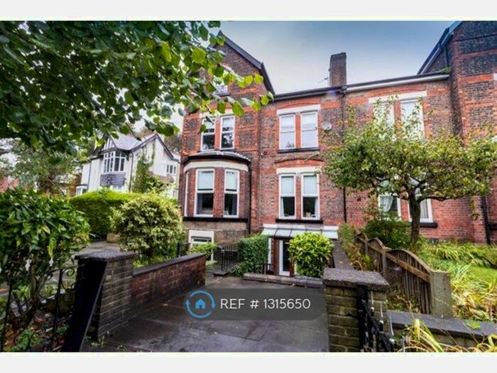 2 Bedroom Flat To Rent In Portland Road, Manchester M27