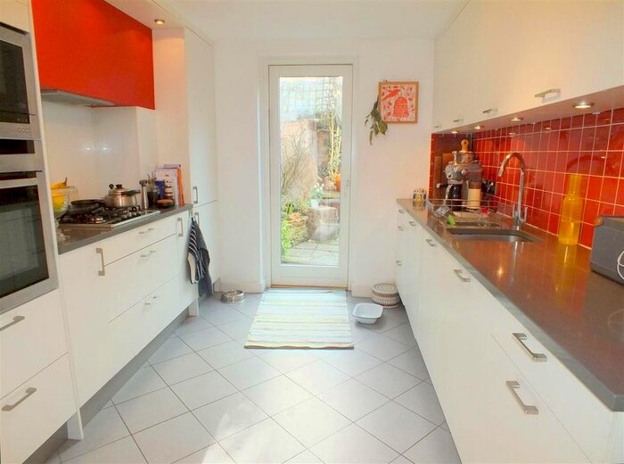 3 Bedroom Terraced House To Rent In Elaine Grove, London, NW5