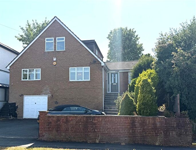 4 Bedroom Property For Sale In Greville Road, Warwick, CV34