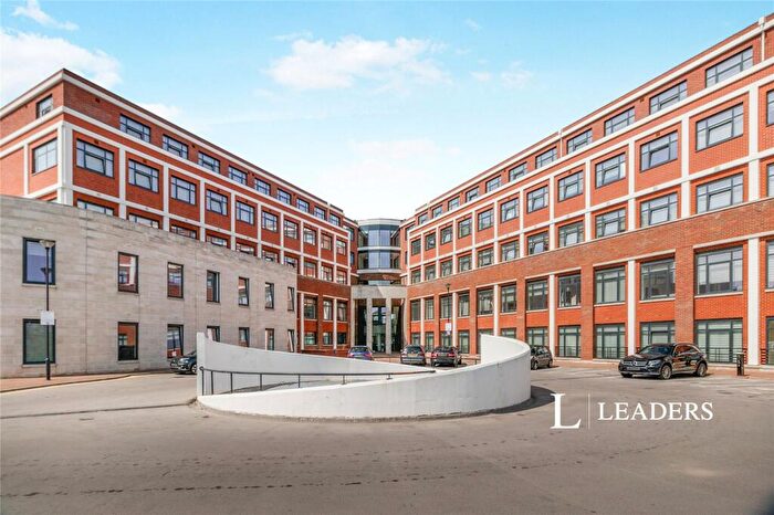 2 Bedroom House To Rent In Syward Place, - Pyrcroft Road, KT16