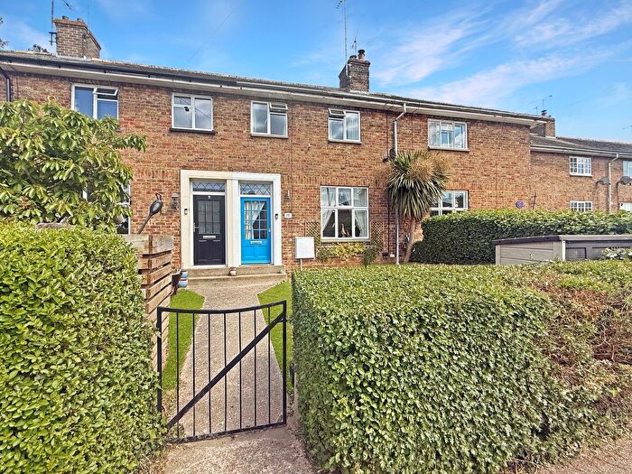 2 Bedroom Property For Sale In Valentine Way, Silver End, Witham, CM8
