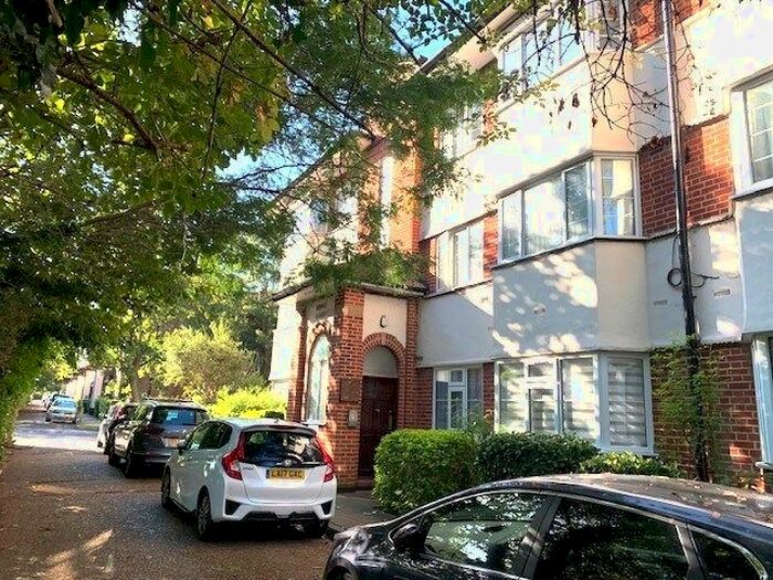 2 Bedroom Flat To Rent In Kings Court, Alexandra Avenue, Harrow, HA2