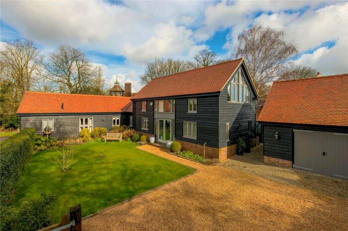 4 Bedroom Detached House For Sale In The Mount, Barley, Royston, Hertfordshire, SG8