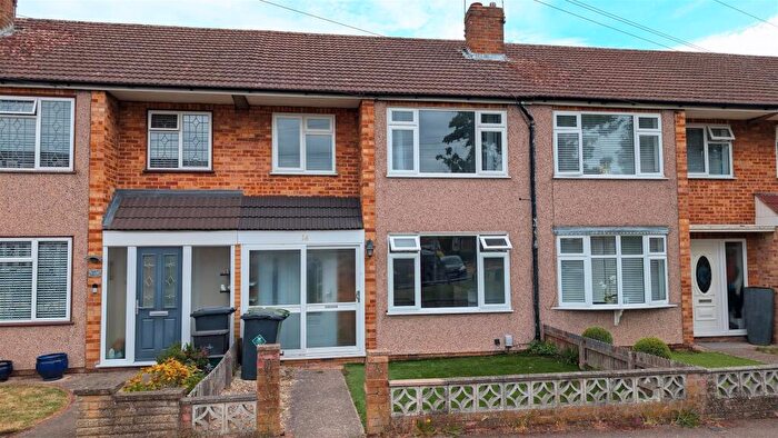 3 Bedroom Terraced House To Rent In Bullwell Crescent, Cheshunt, EN8
