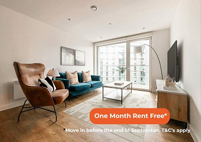 2 Bedroom Apartment To Rent In The Filaments, Salford Salford, M3