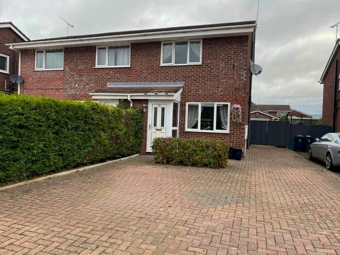 2 Bedroom Property To Rent In Kempton Grove, Cheadle, Stoke-On-Trent, ST10