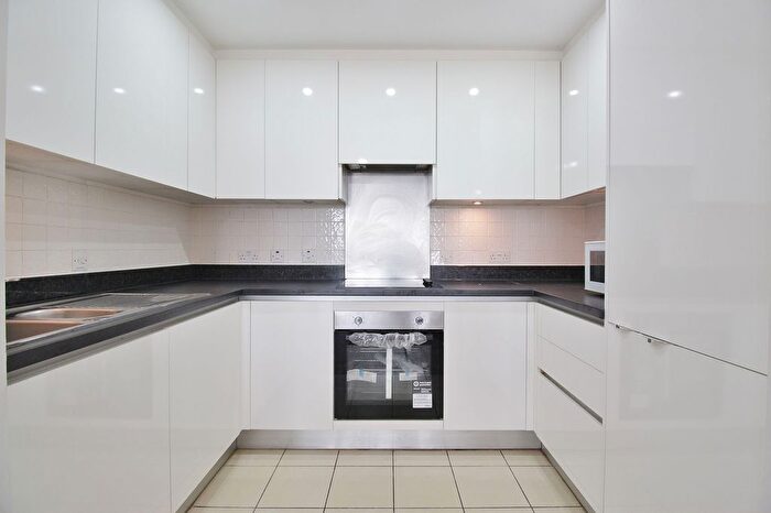 1 Bedroom Flat To Rent In London Road, Isleworth, TW7