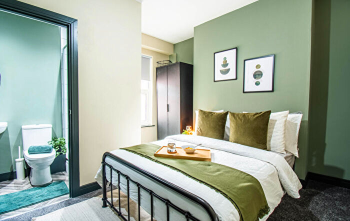 4 Bedroom Terraced House To Rent In Coupe Road, S3