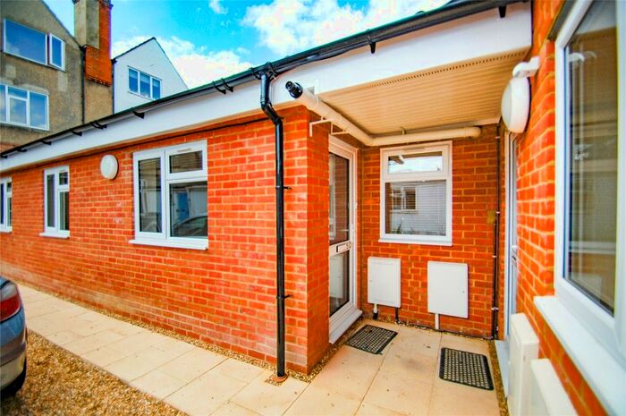 Studio To Rent In Station Road, Gerrards Cross, SL9