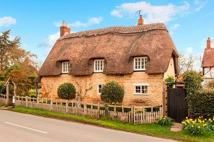 2 Bedroom Cottage To Rent In Beckford Road, Ashton Under Hill, WR11