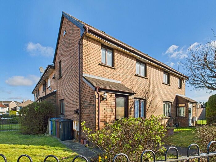 2 Bedroom Terraced House To Rent In Colston Avenue, Glasgow, G64