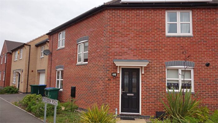 3 Bedroom Semi-Detached House To Rent In Dragoon Road, Stoke, Coventry, West Midlands, CV3