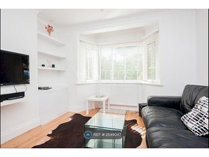 2 Bedroom Flat To Rent In Sherriff Road, London, NW6