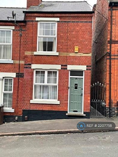 2 Bedroom End Of Terrace House To Rent In Rossington Road, Nottingham, NG2