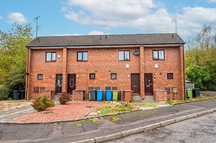 1 Bedroom Terraced House For Sale In Treeburn Avenue, Giffnock, G46